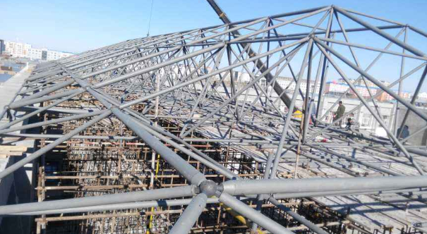 徐州细数网架装配中抉择应用钢结构对室第的优势